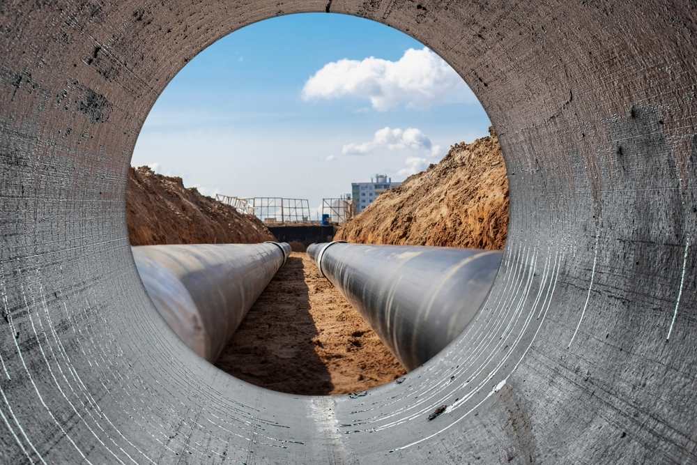lateral sewer line with pipe lining